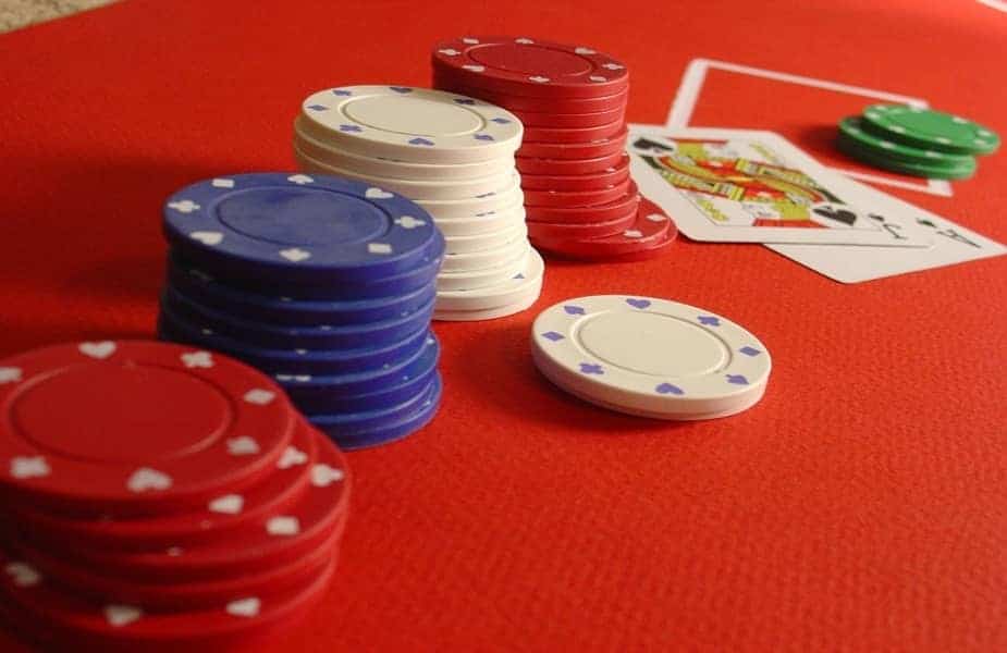 How many poker chips do you start with? MLearning